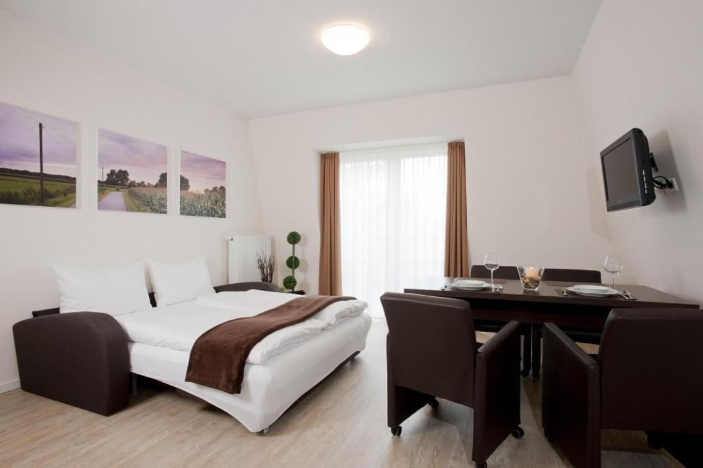 Hotel Meiners Hatten Exterior photo